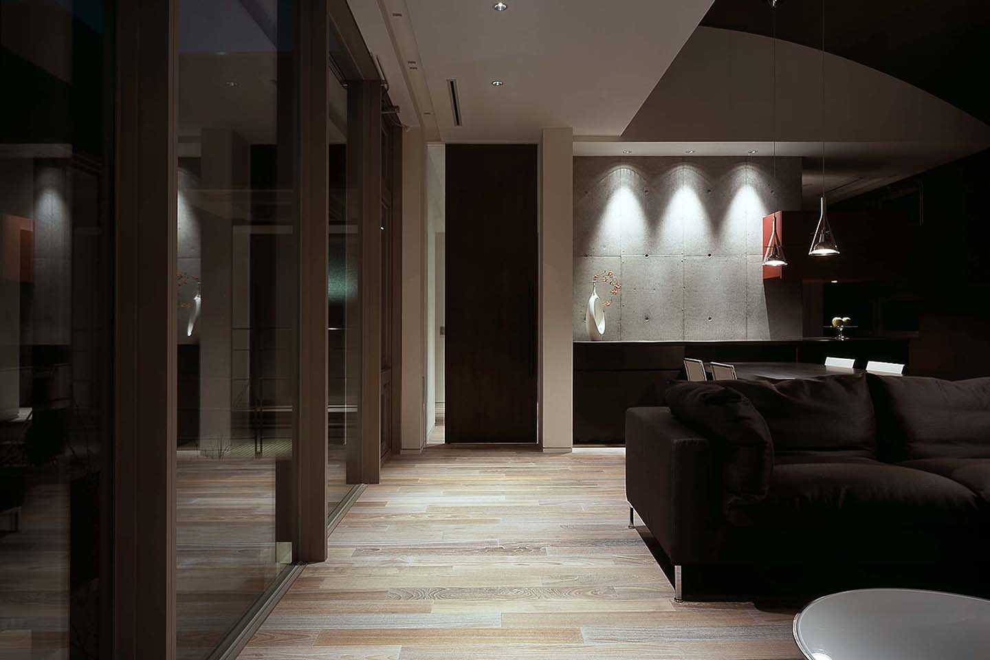 浮遊する家：内装・インテリア