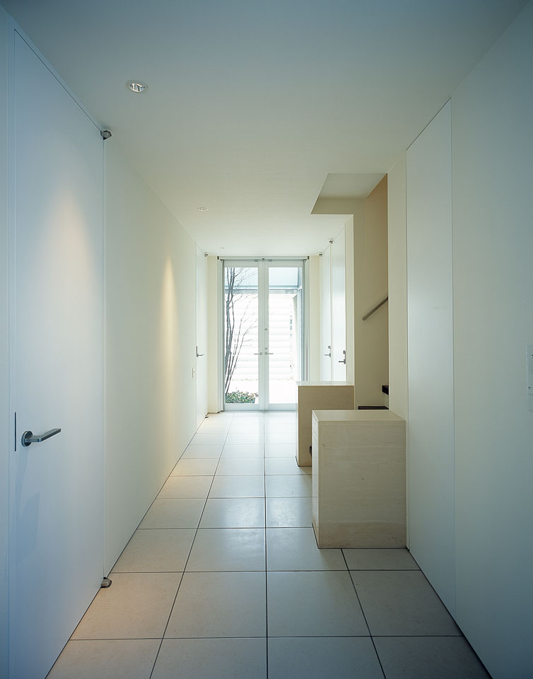 光を囲む家：内装・インテリア