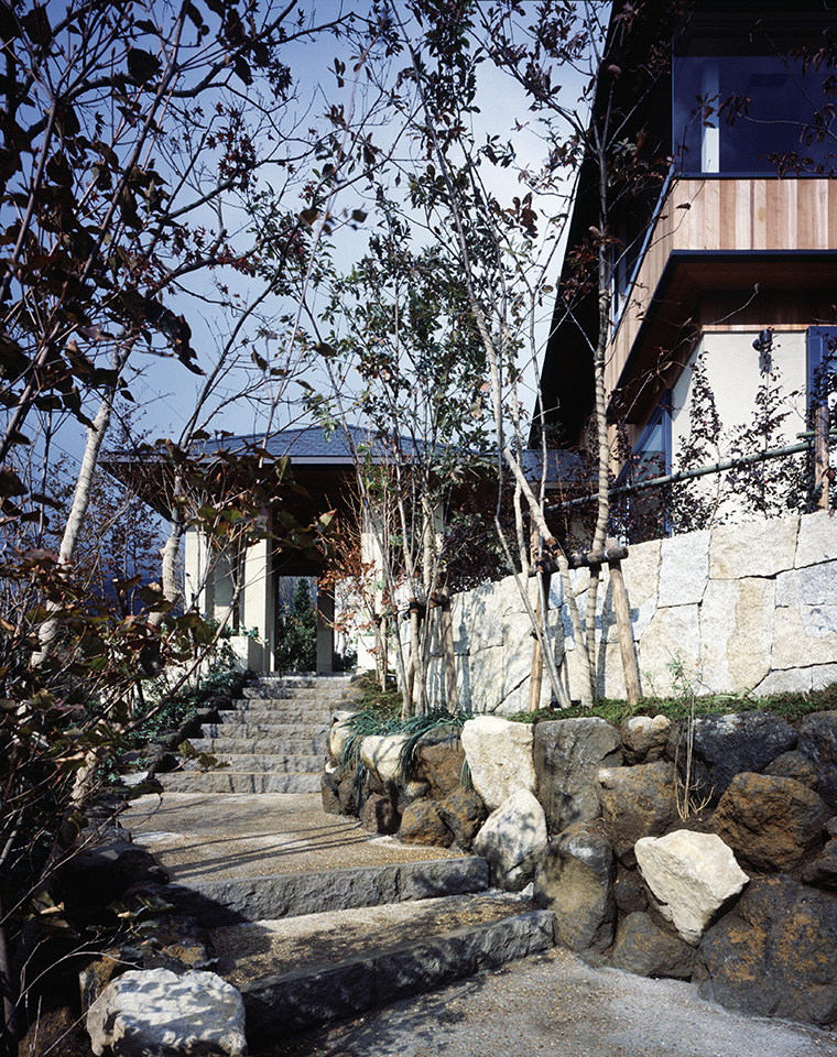 ランドスケープから考えたリゾートスタイルの別荘：外観