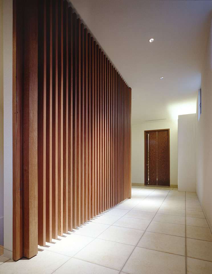 ランドスケープから考えたリゾートスタイルの別荘：内装・インテリア