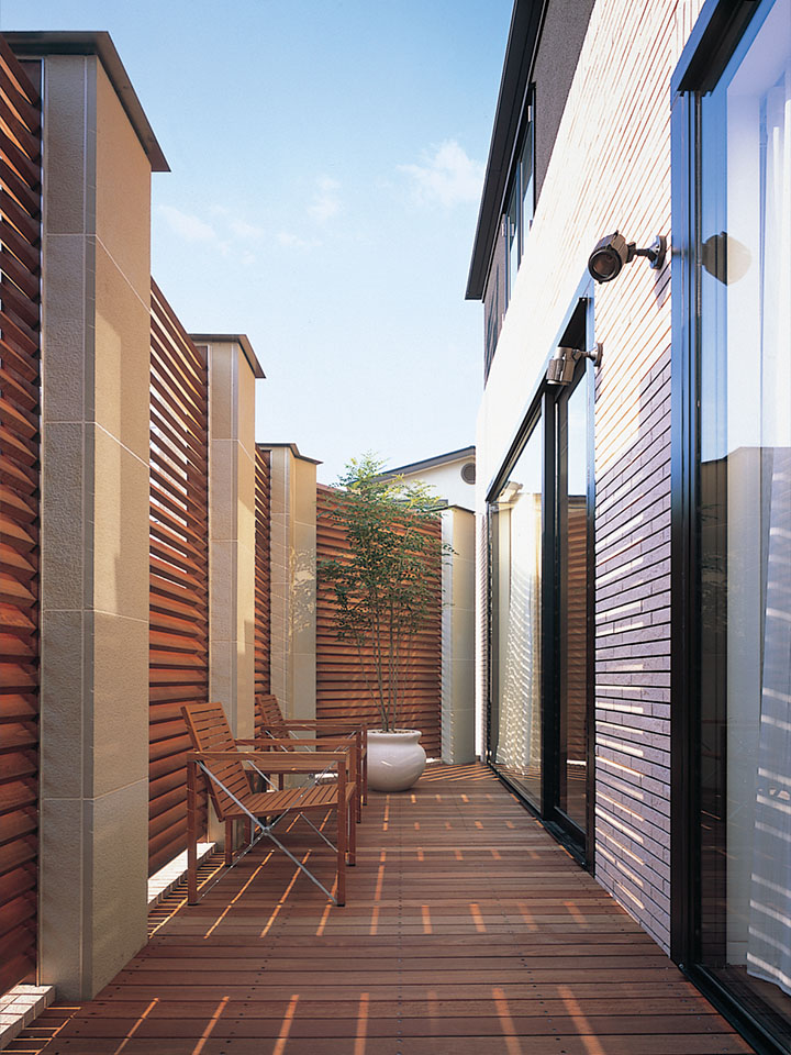 素材美の家：外観