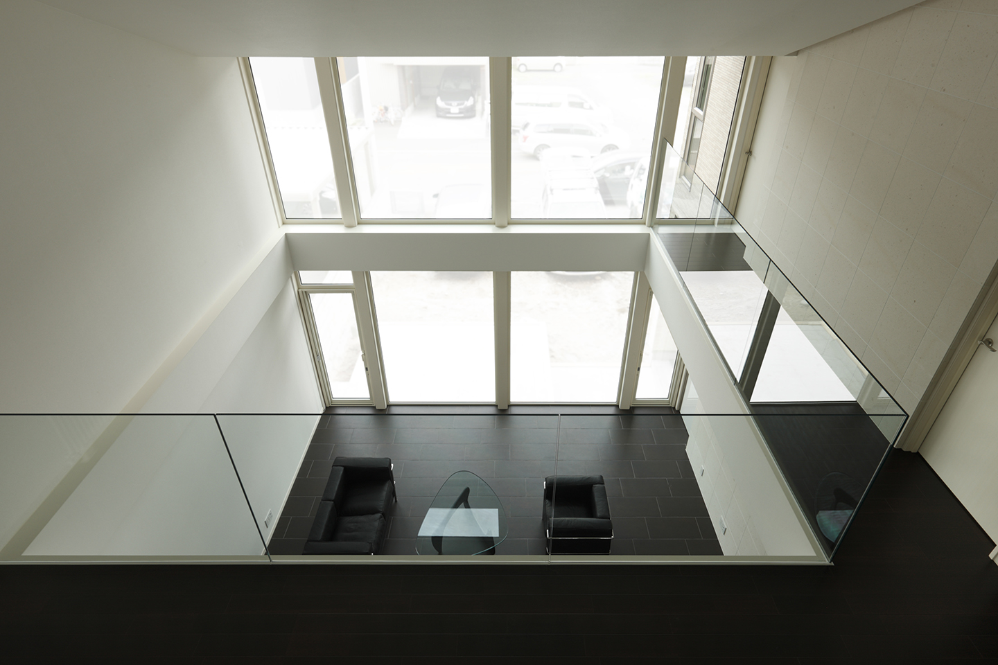 ZBNのメタフィジカ：内装・インテリア