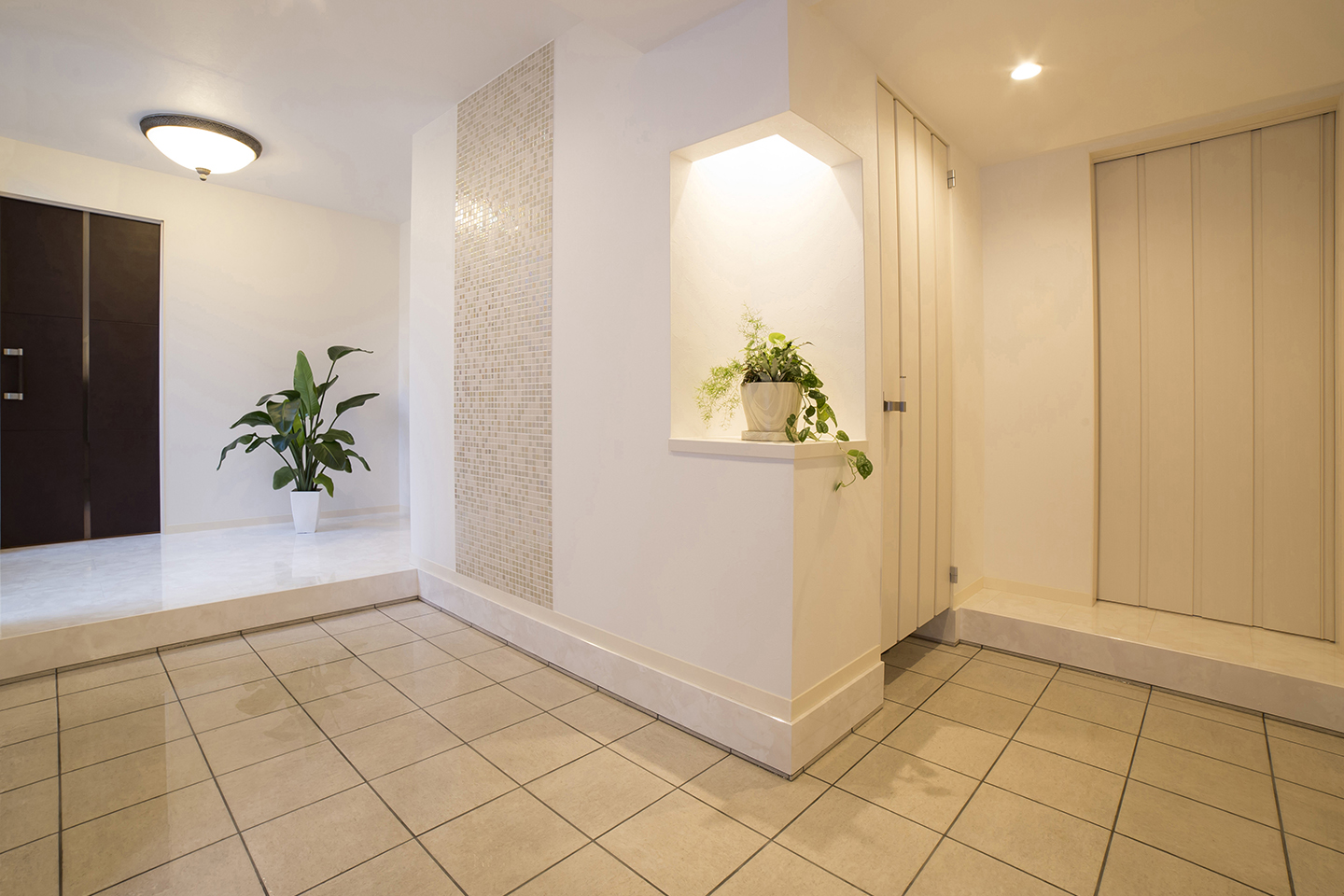 THE SCENE 5.2P8.9/1.3：内装・インテリア