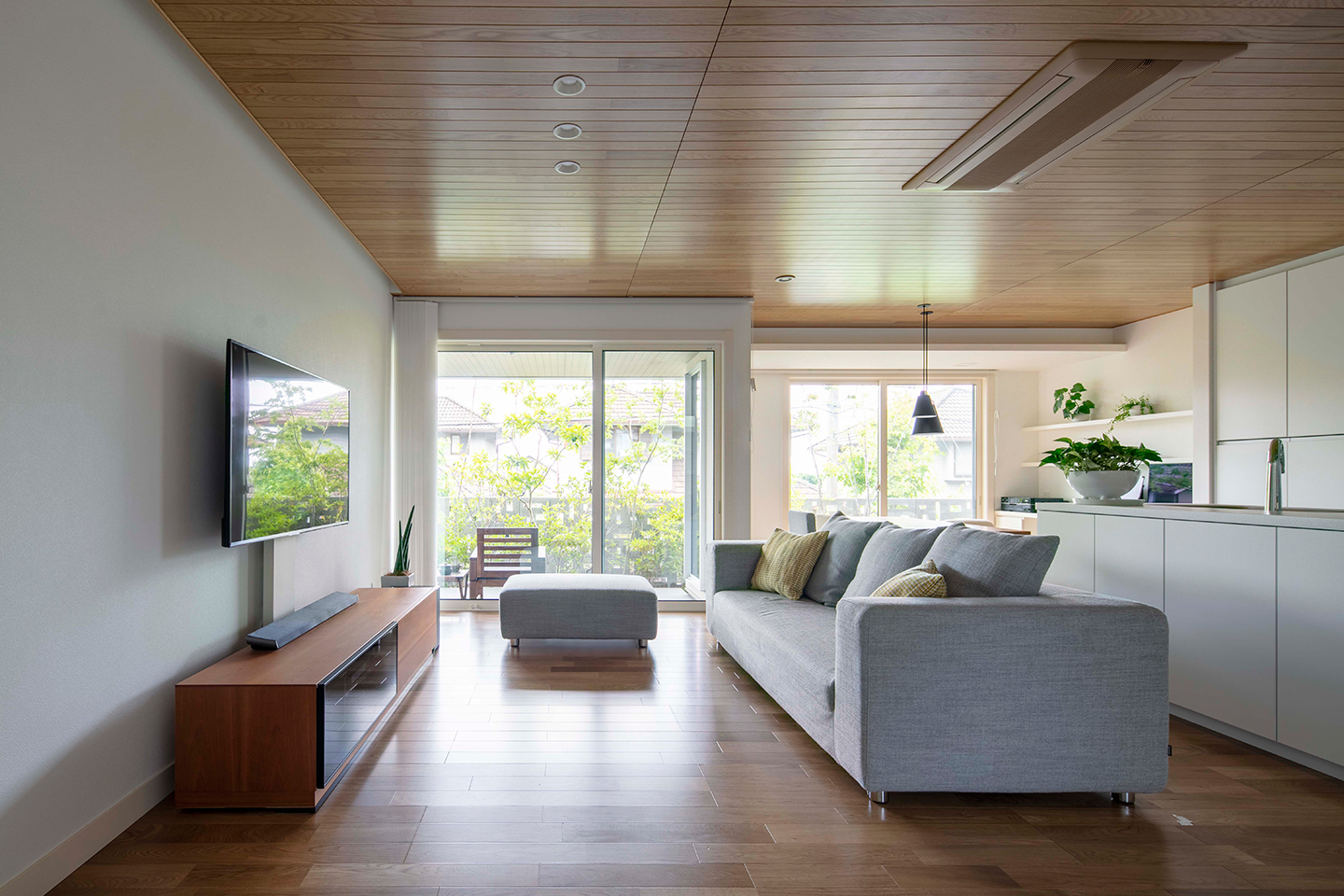 京都・宇治の庭：内装・インテリア