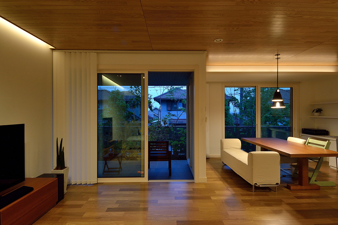 京都・宇治の庭：内装・インテリア