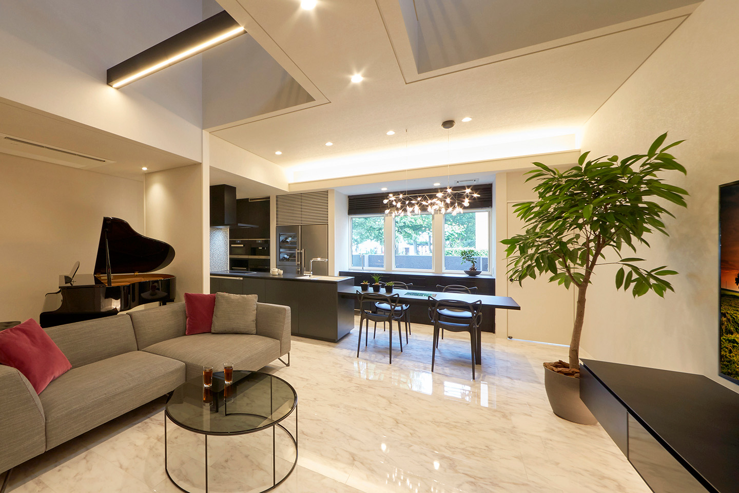 テーマパーク：内装・インテリア