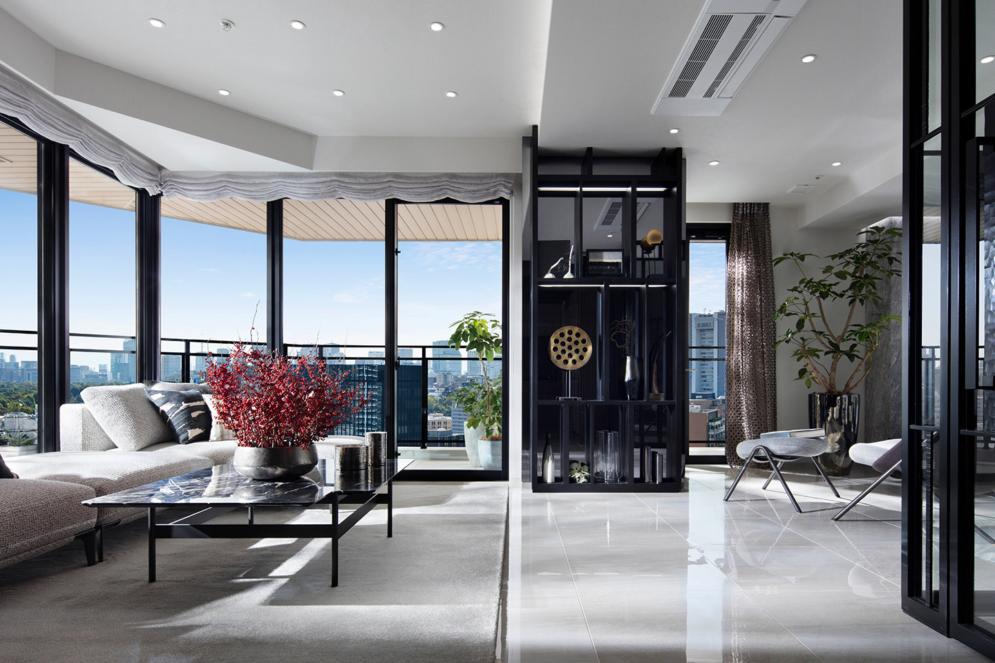 都心高層住居の庭屋一如：内装・インテリア