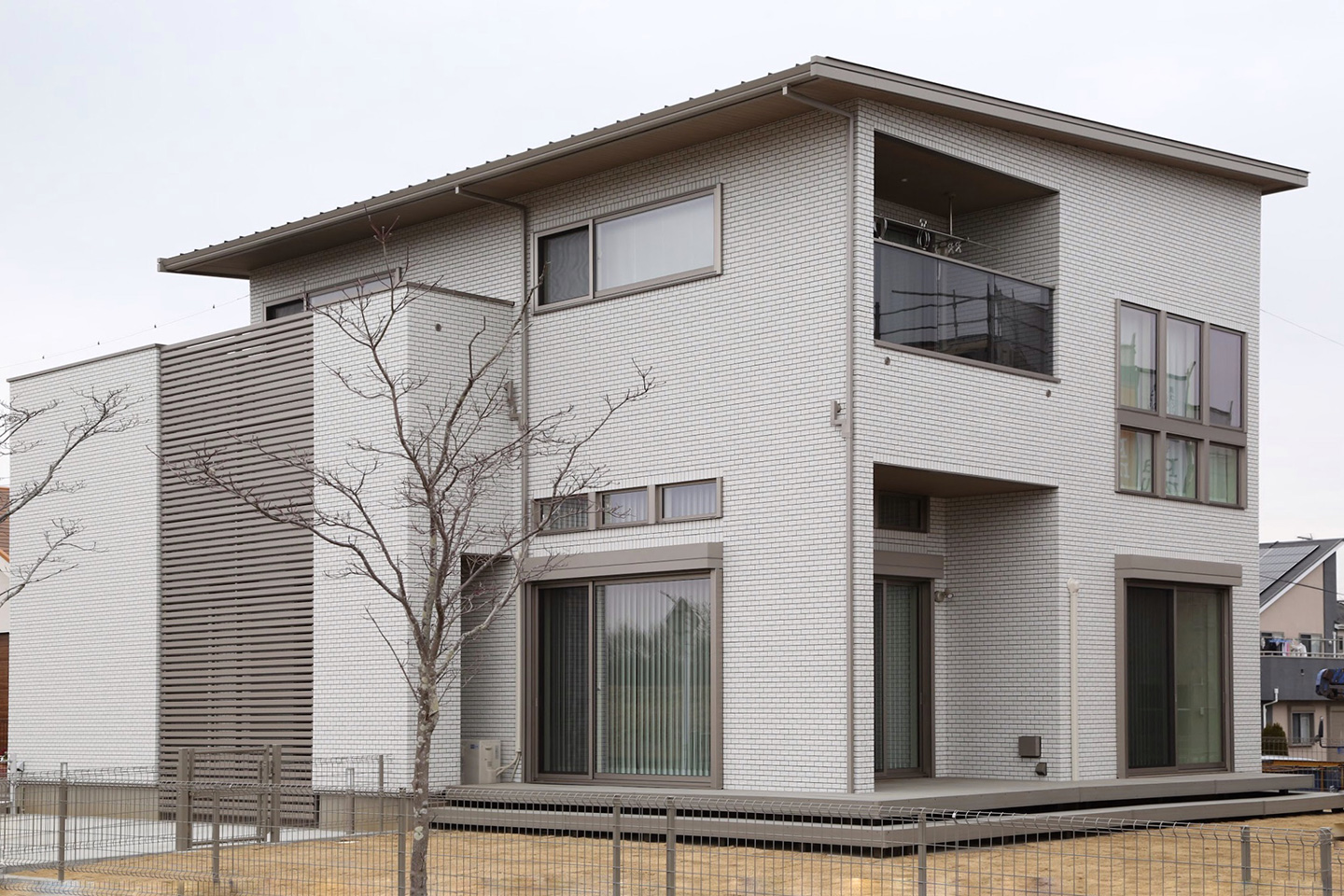 Riverside　Home：外観