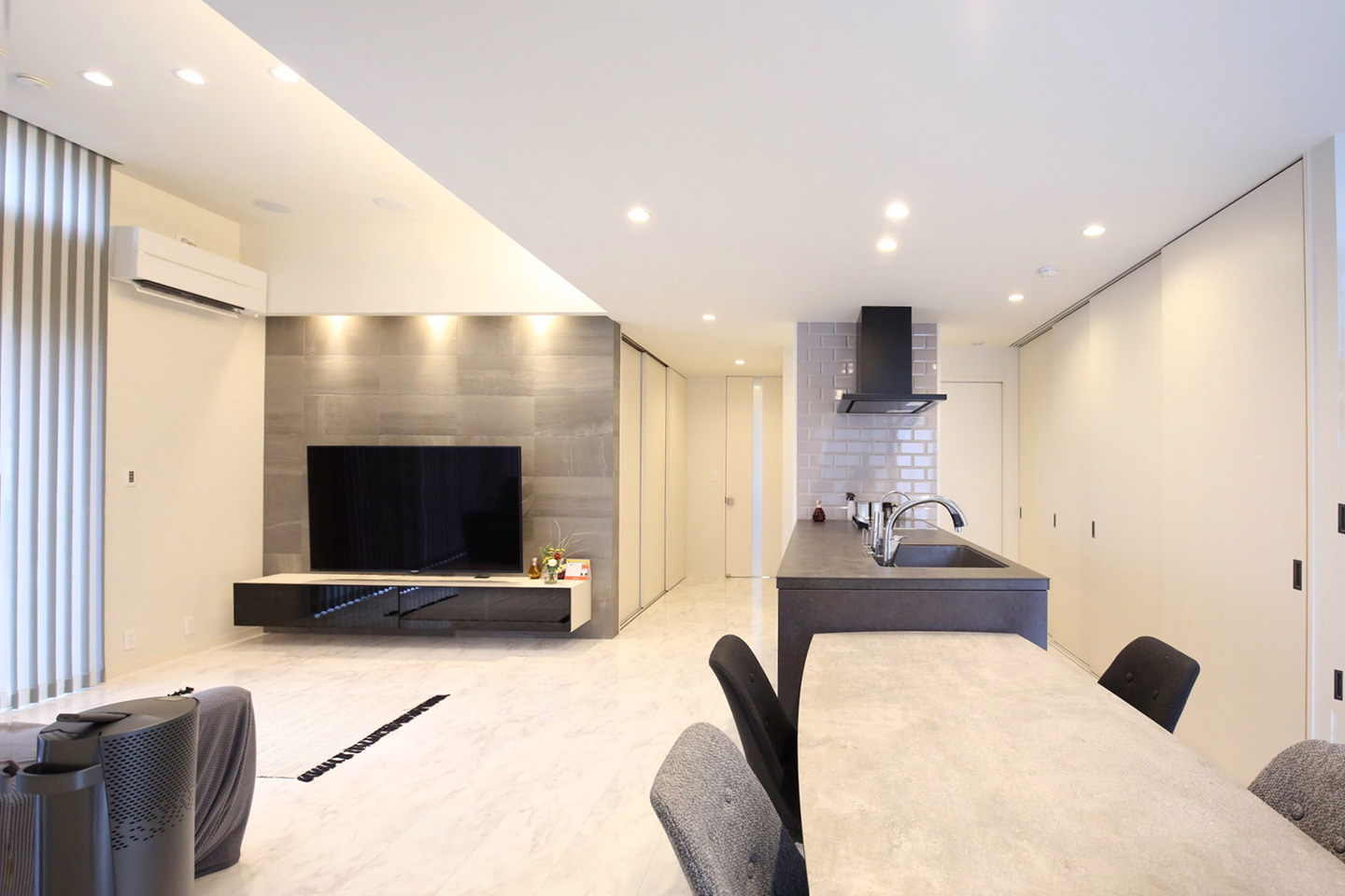 Riverside　Home：内装・インテリア