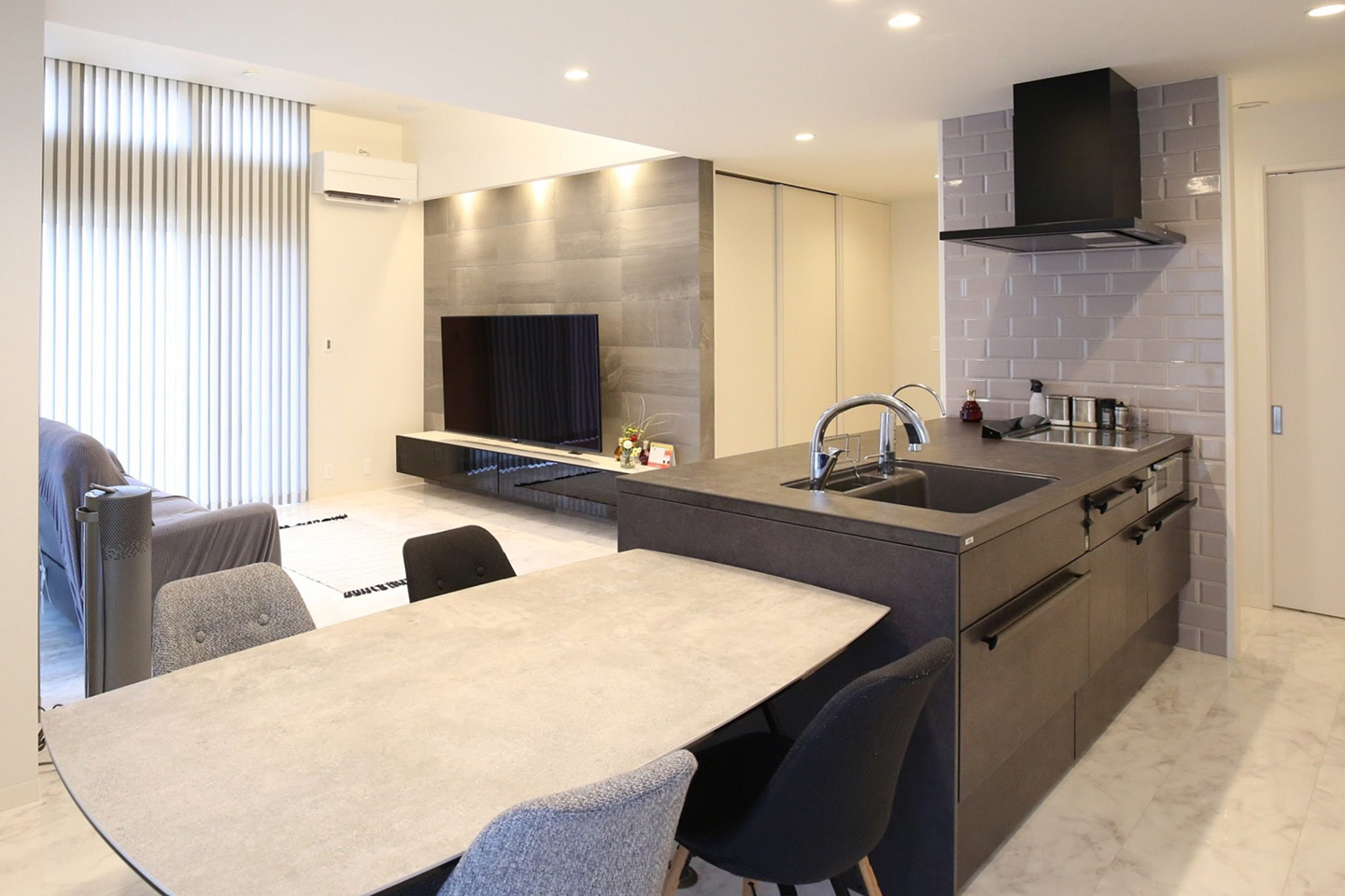 Riverside　Home：内装・インテリア