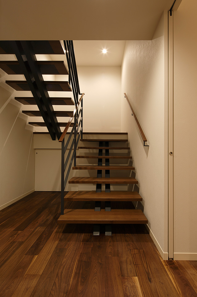 山麓のモノフォニー：内装・インテリア