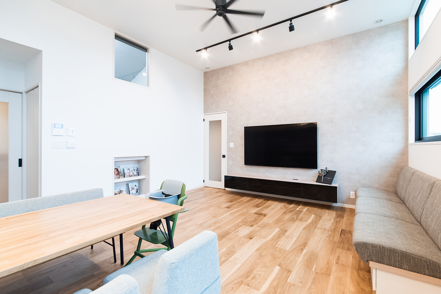 grayish：内装・インテリア