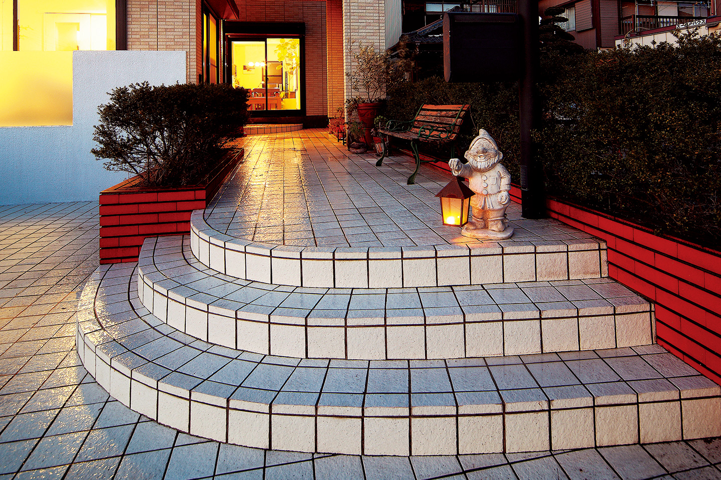 B-flat Blues：外観