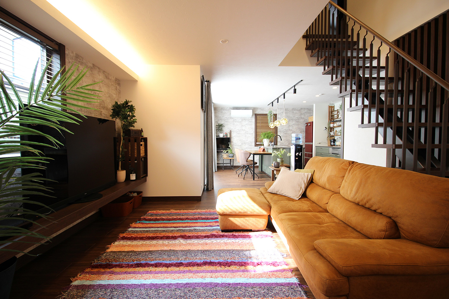 「 Commitment 」：内装・インテリア