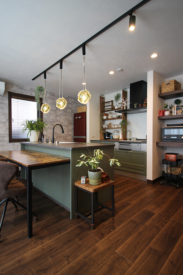 「 Commitment 」：内装・インテリア