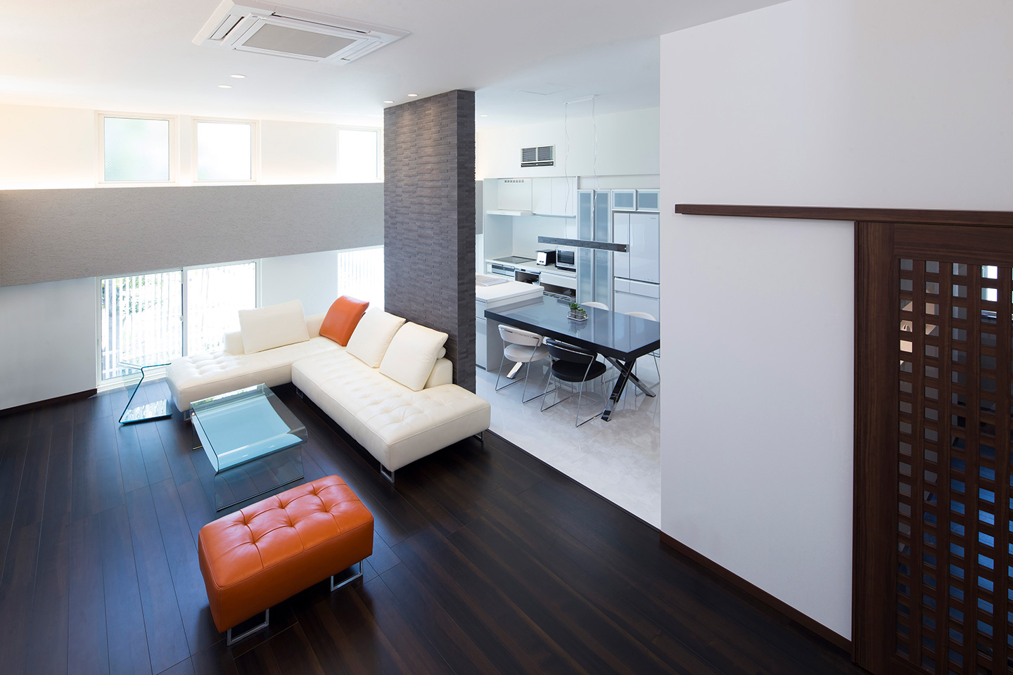 the scene prussian blue：内装・インテリア