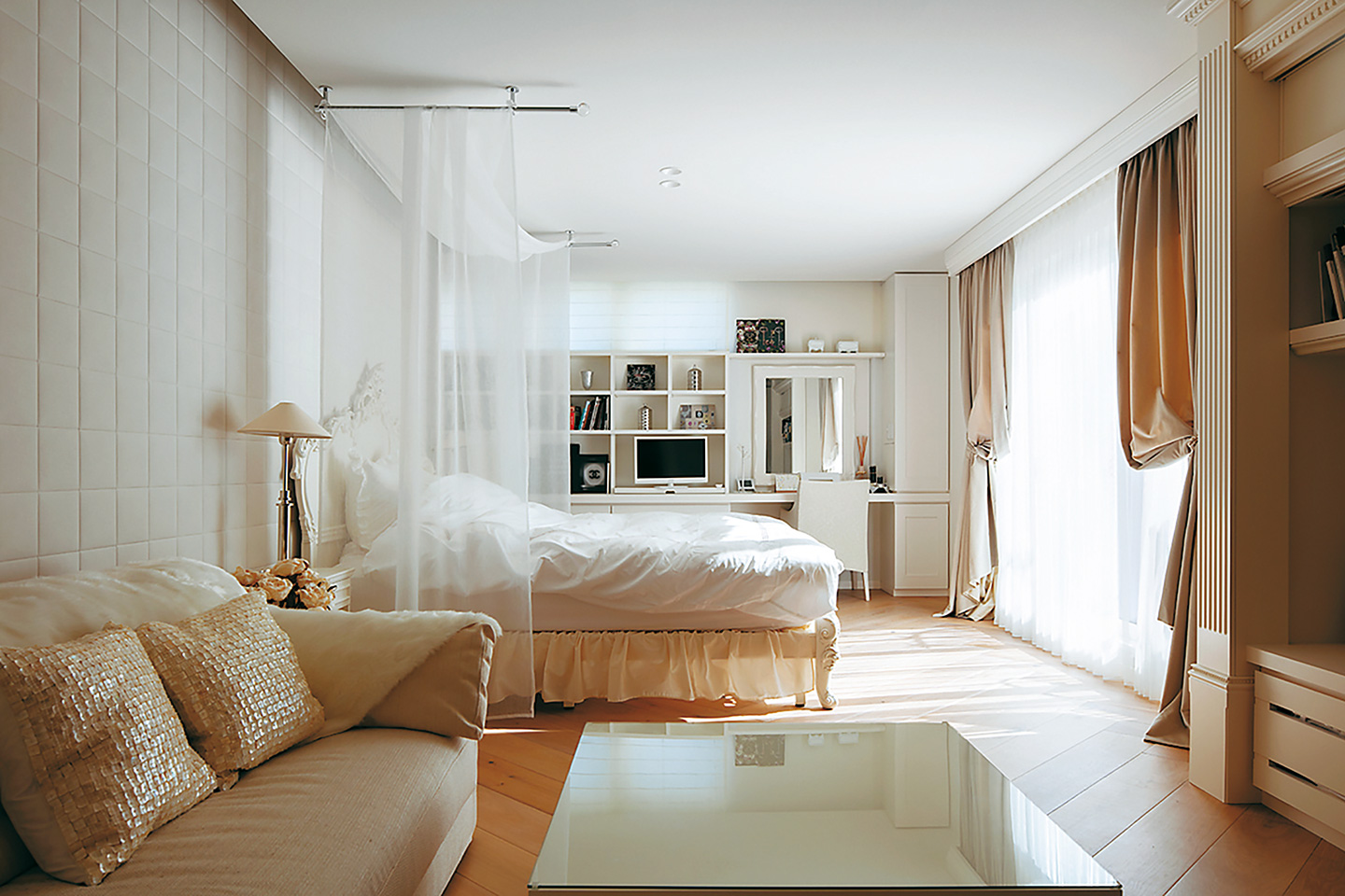 Beigeのデュアリズム：内装・インテリア