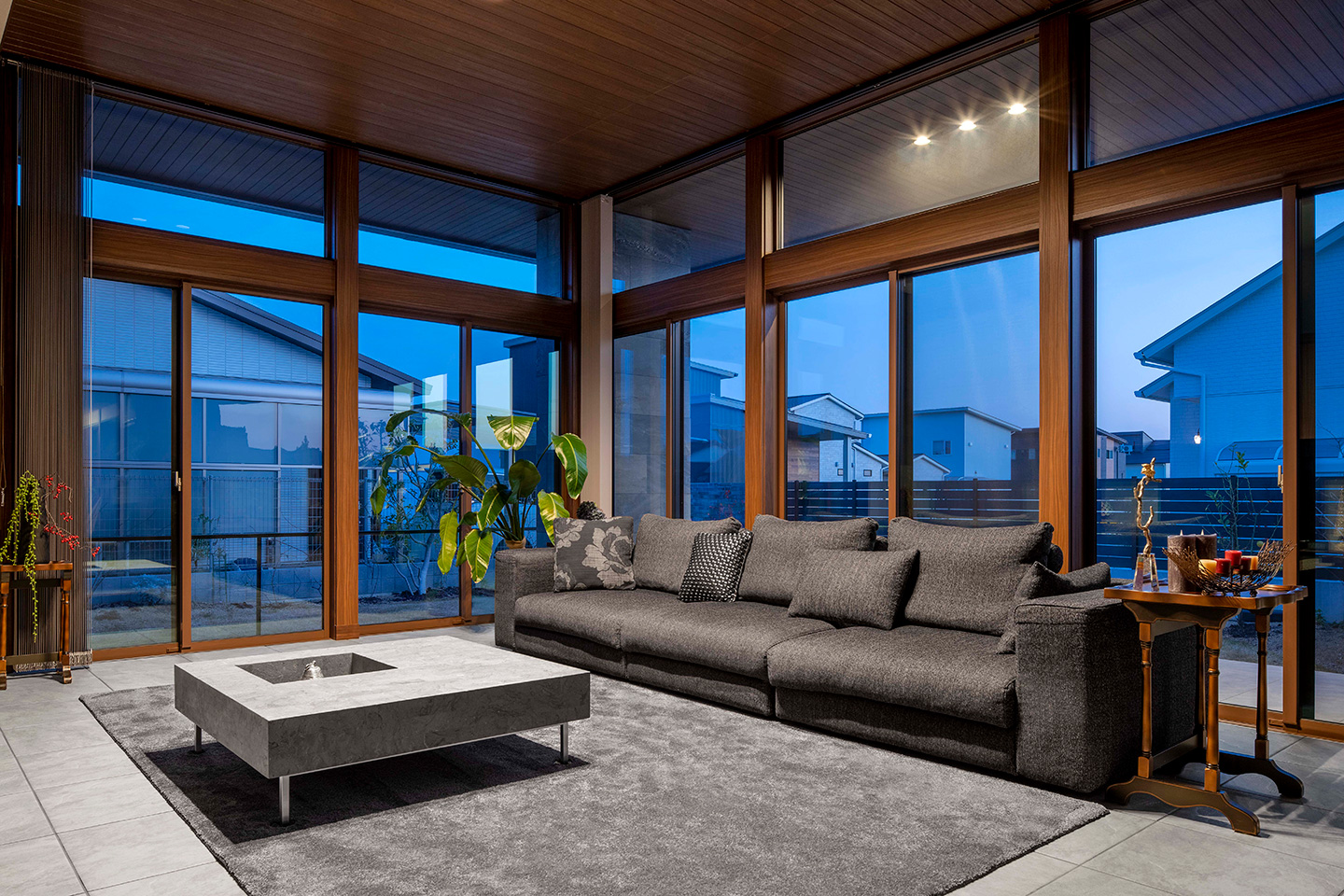 縷縷への虎口：内装・インテリア