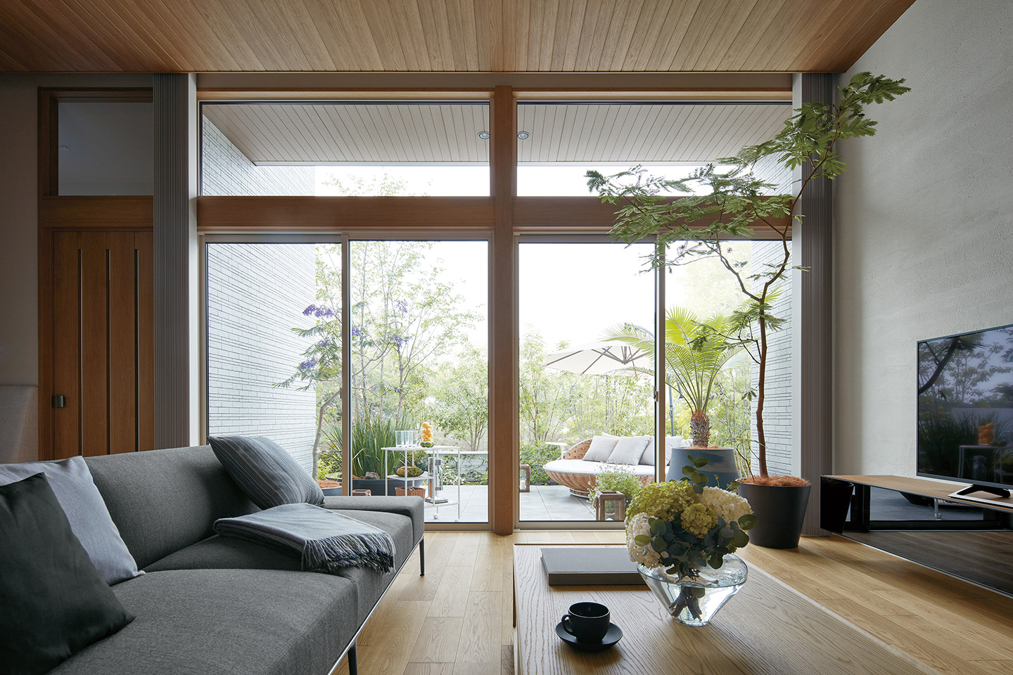 CENTURY 蔵のある家 FREE LIVING：内装・インテリア