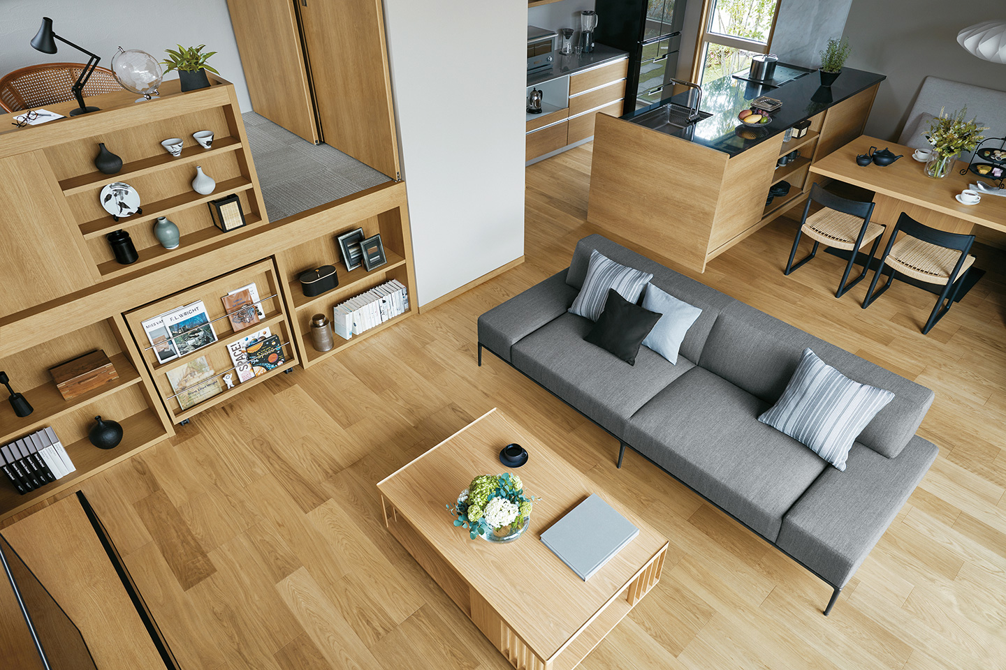 CENTURY 蔵のある家 FREE LIVING：内装・インテリア