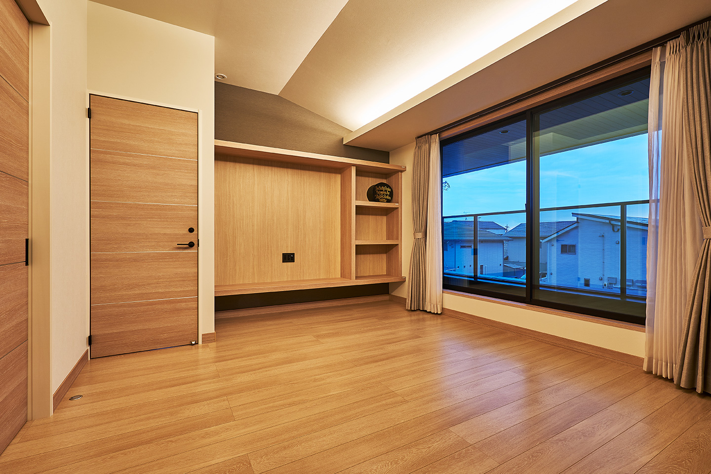 GEN：内装・インテリア