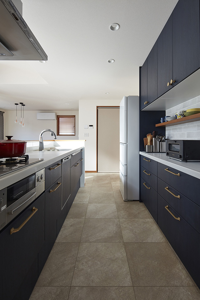 Connecting the Dots：内装・インテリア