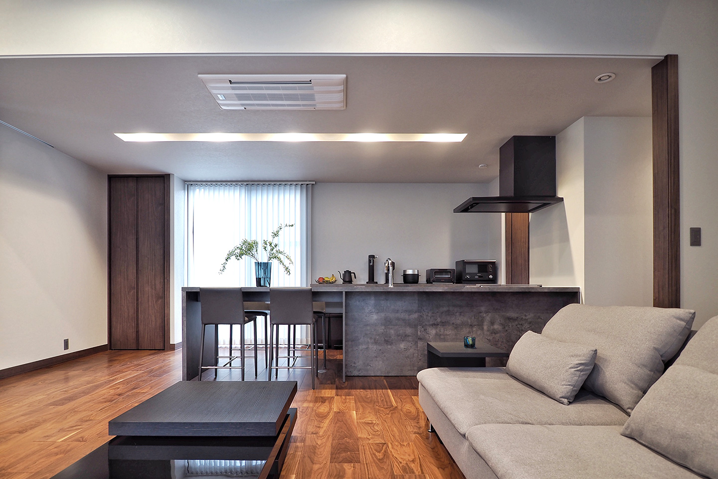 北条の箱の家：内装・インテリア