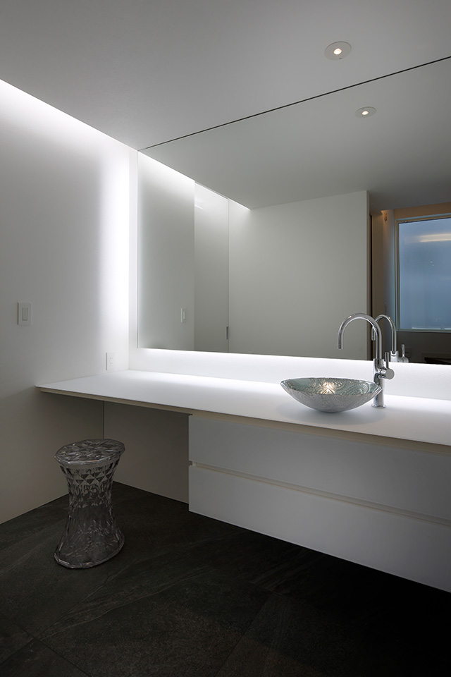 2 min. TRANS：内装・インテリア