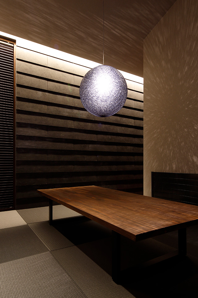 EMBERS：内装・インテリア