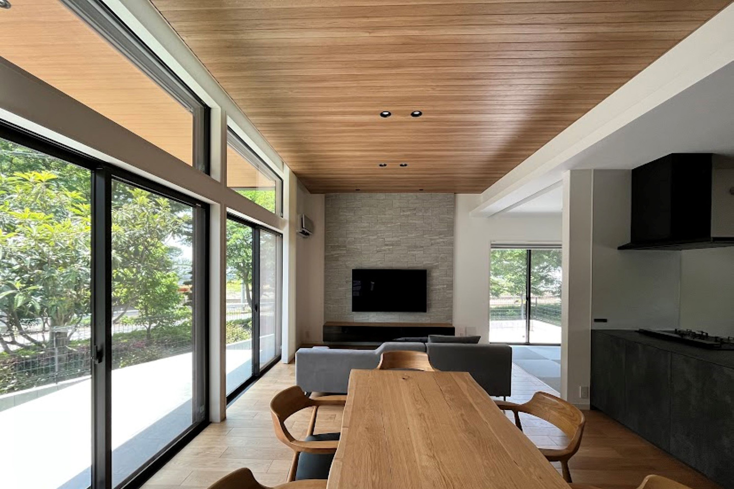 White House：内装・インテリア