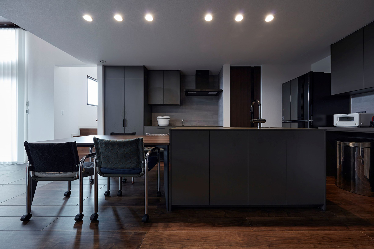 Archaic Modern：内装・インテリア