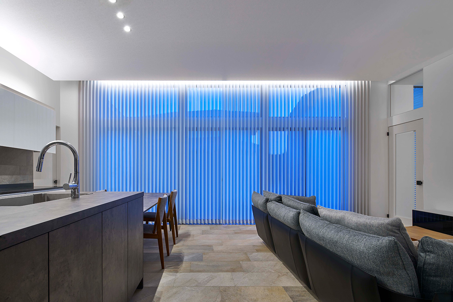 Kvellll：内装・インテリア