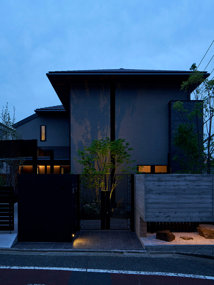 丘陵のMoistModern