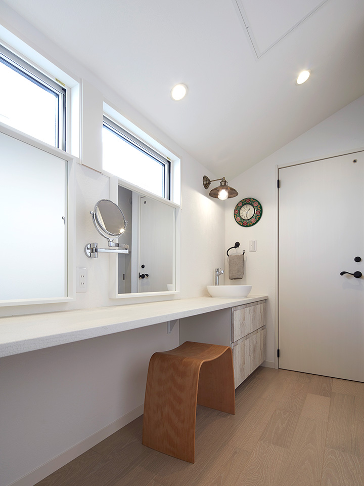 丘の上のリゾート：内装・インテリア