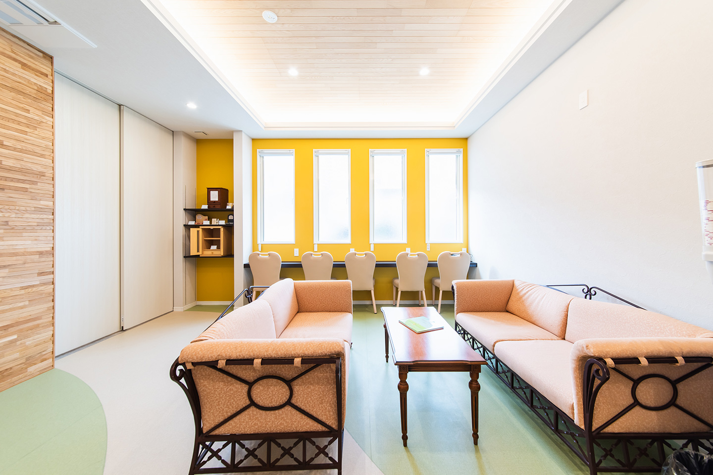 ペットライフ四日市：内装・インテリア