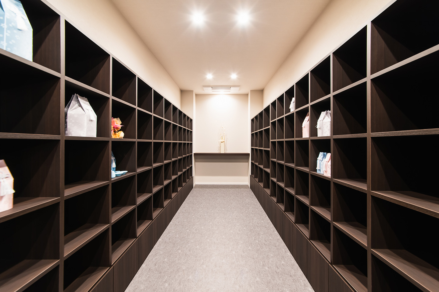 ペットライフ四日市：内装・インテリア