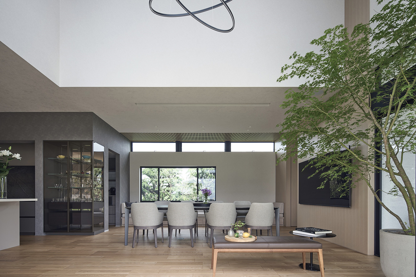 人の集いを育む家：内装・インテリア