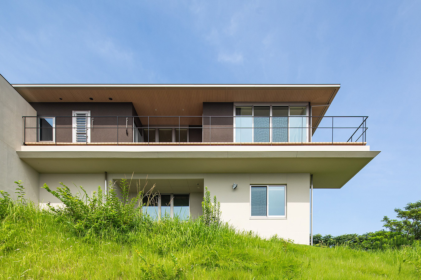 海を望む家：外観