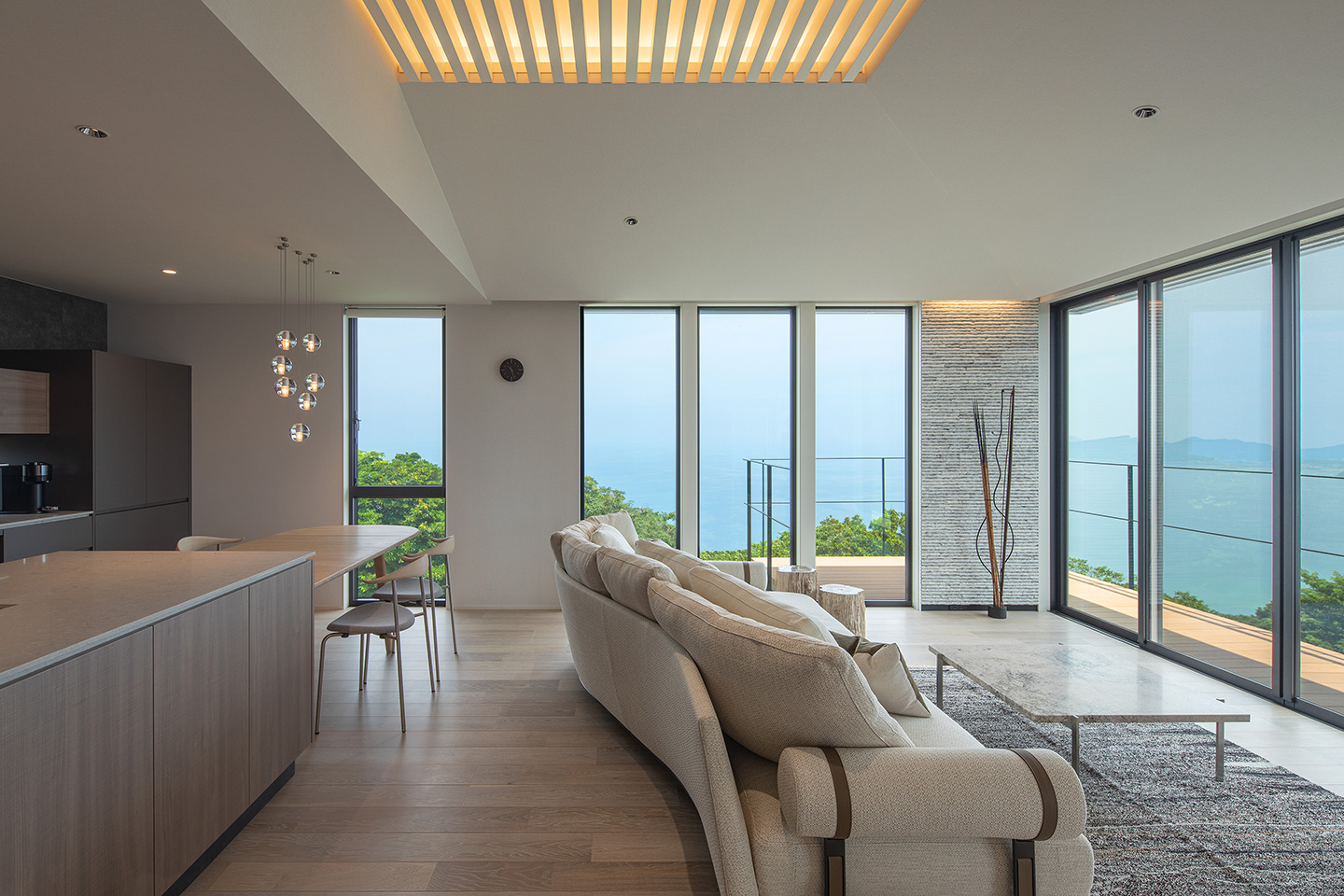 海を望む家：内装・インテリア