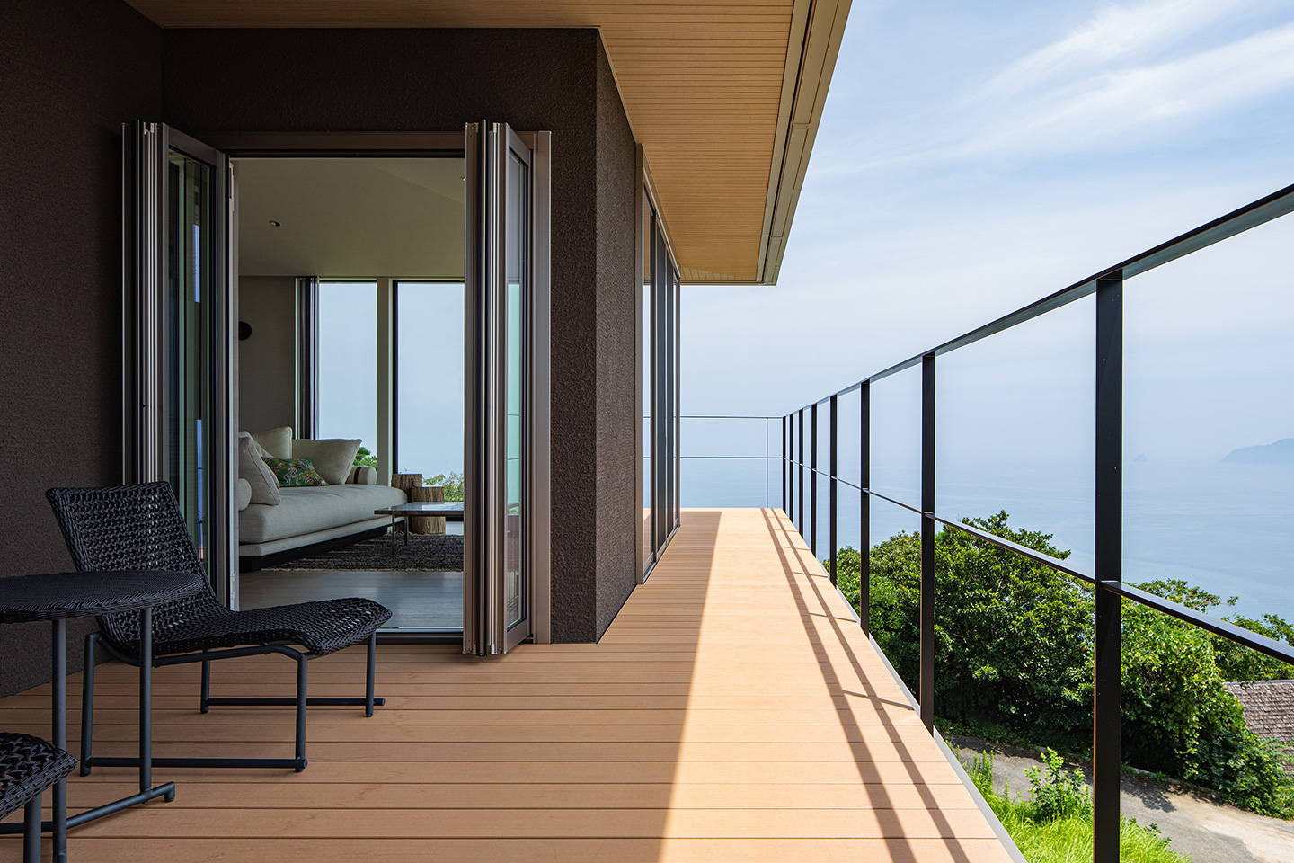 海を望む家：内装・インテリア