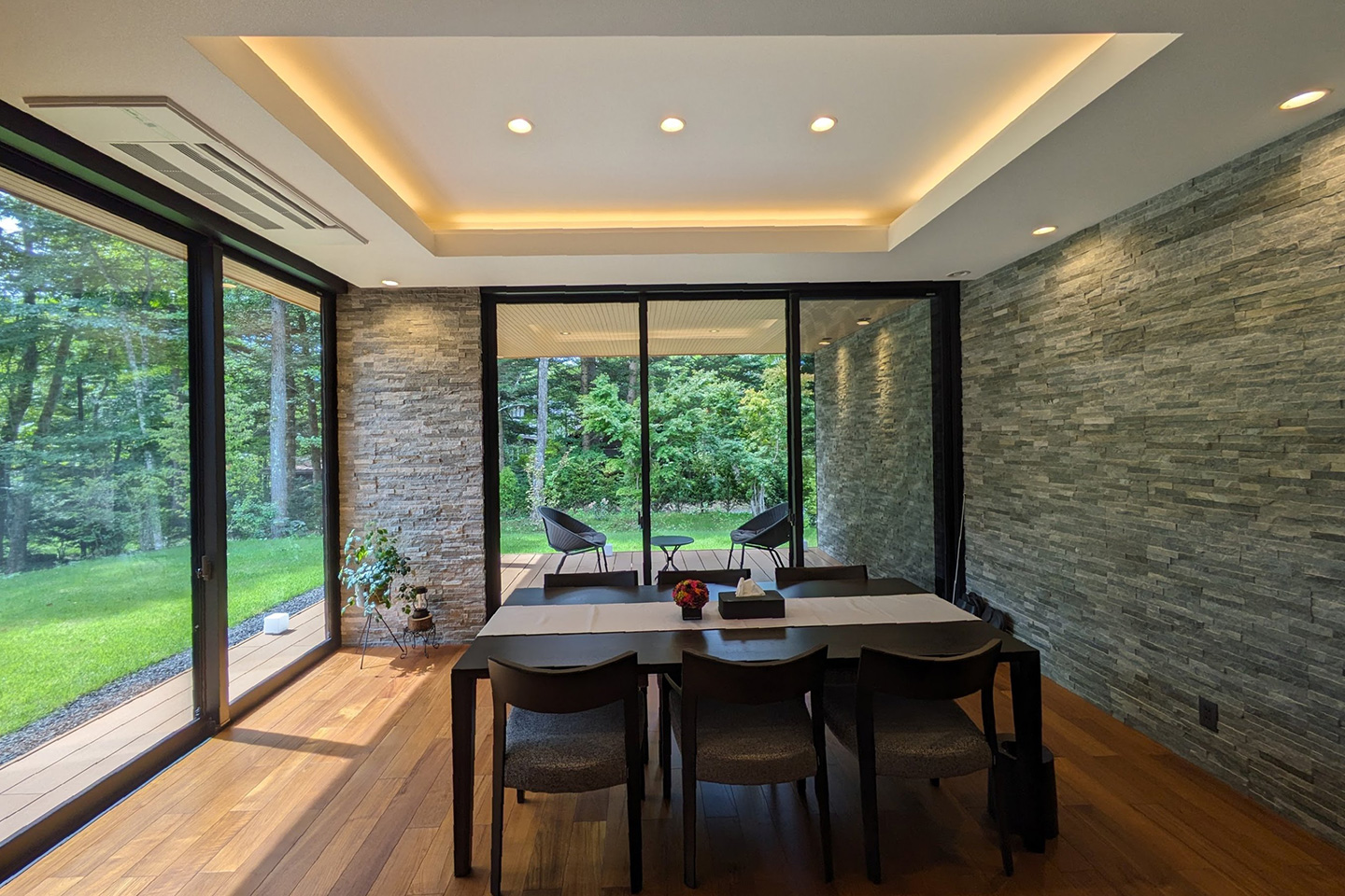 Villa In Forest 22：内装・インテリア