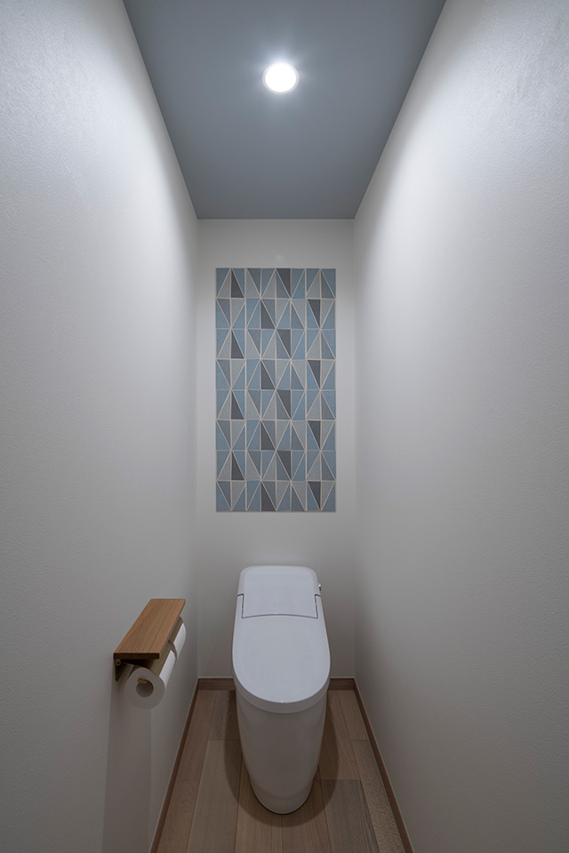 ホワイト、或いはスタウトブルー：内装・インテリア