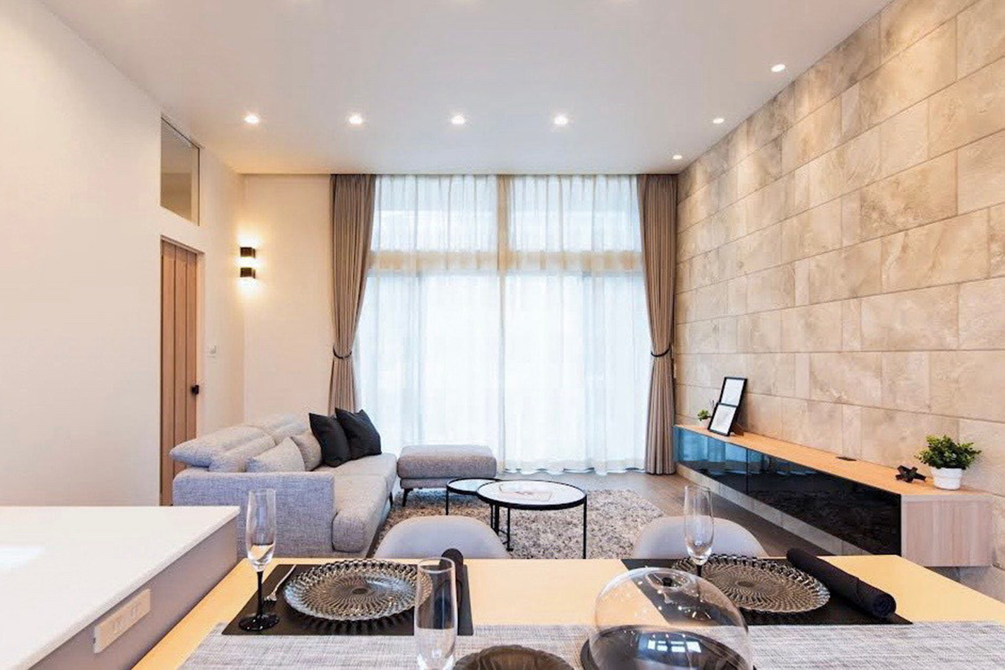 社山の家：内装・インテリア