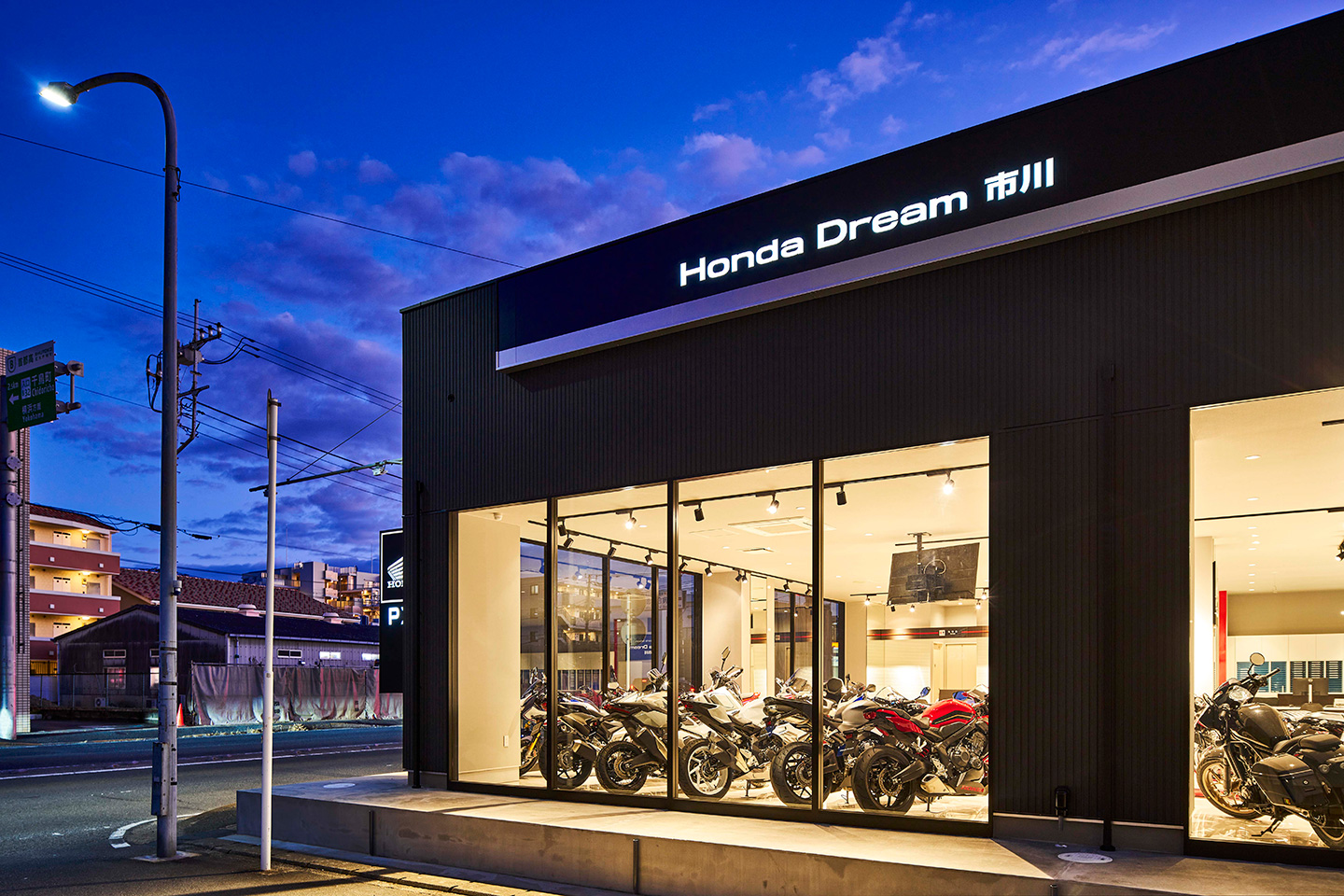 Crafting Dreams In Wood：外観