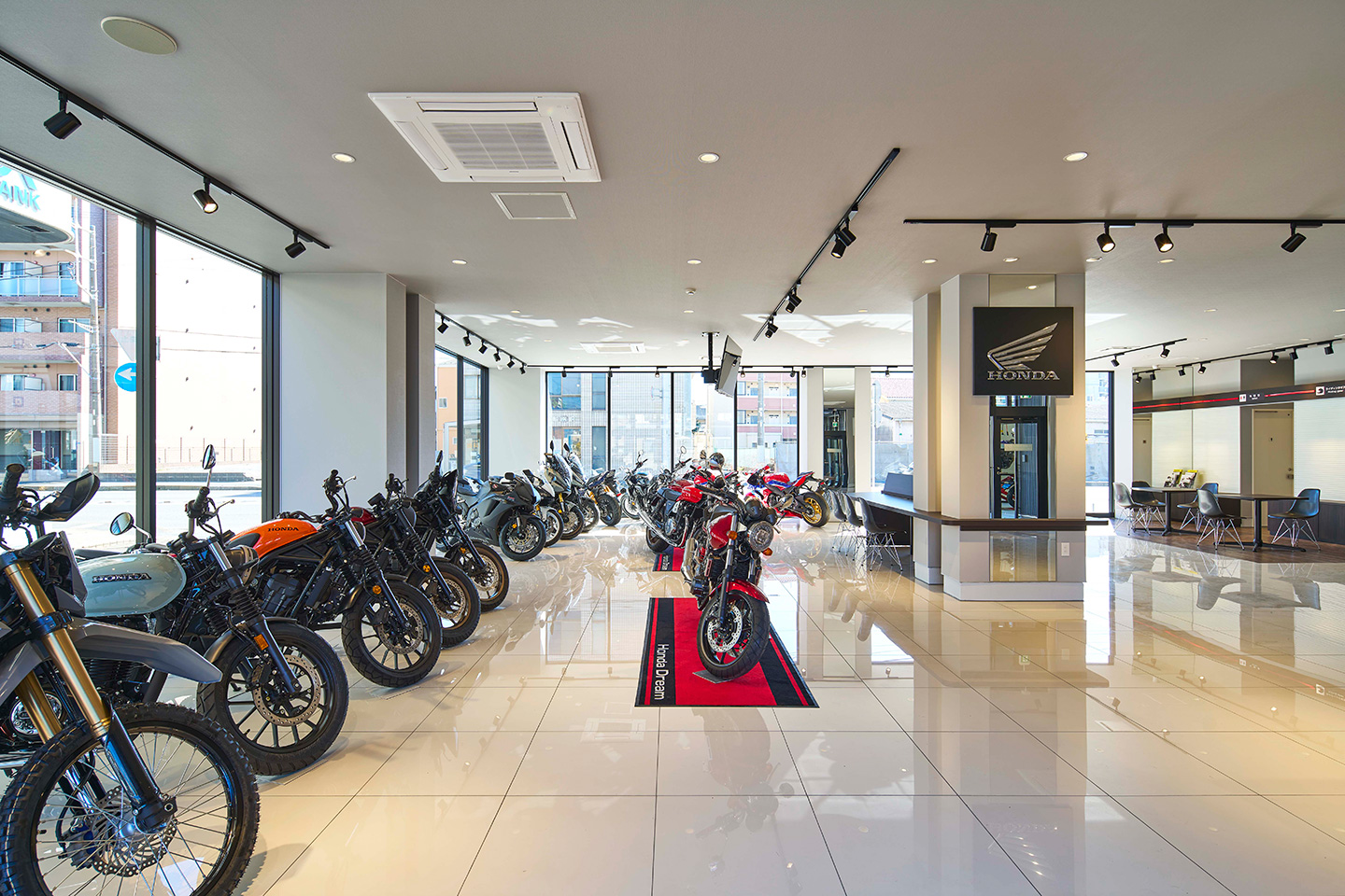 Crafting Dreams In Wood：内装・インテリア