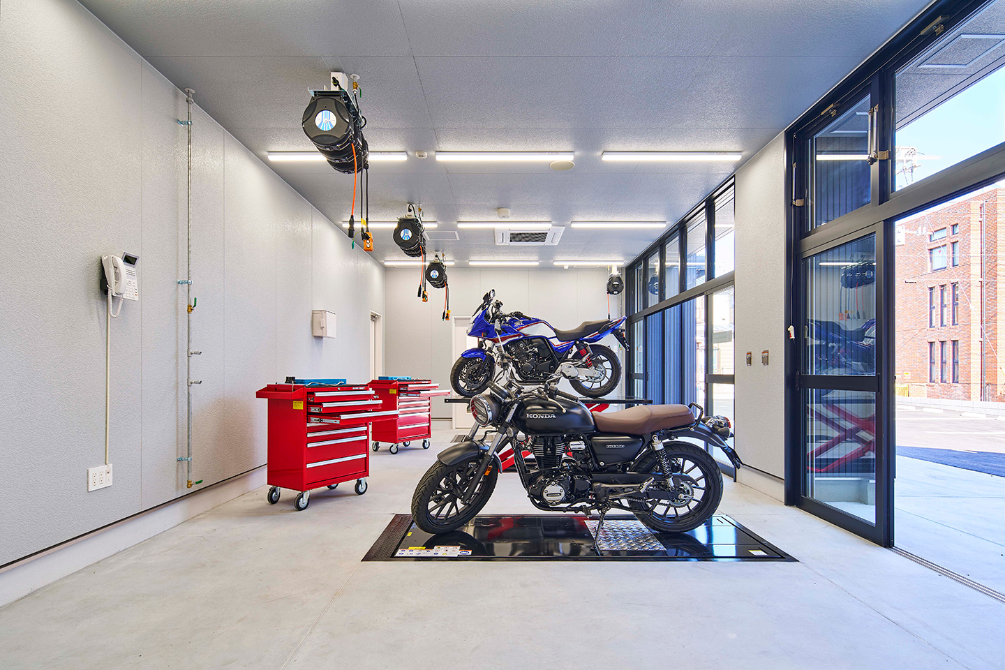 Crafting Dreams In Wood：内装・インテリア