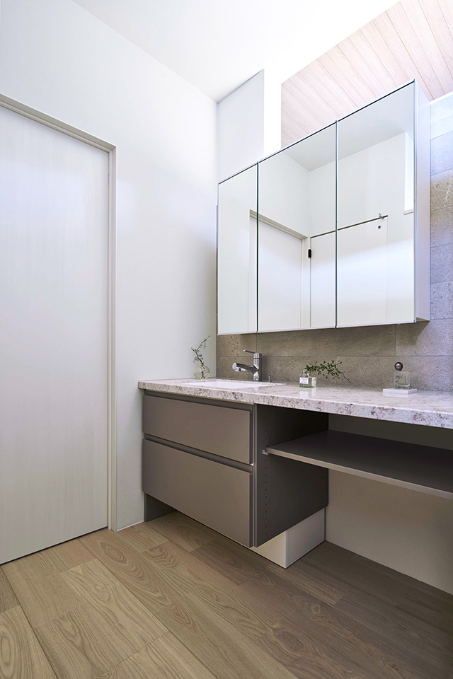 YOLO：内装・インテリア