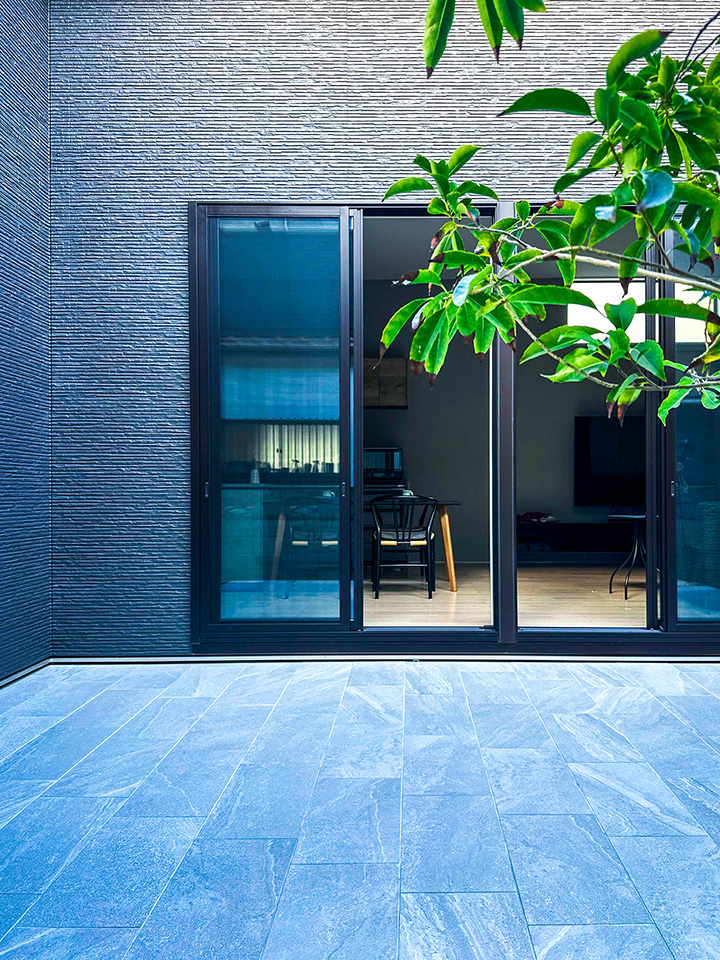 Triplet Rhapsody：外観