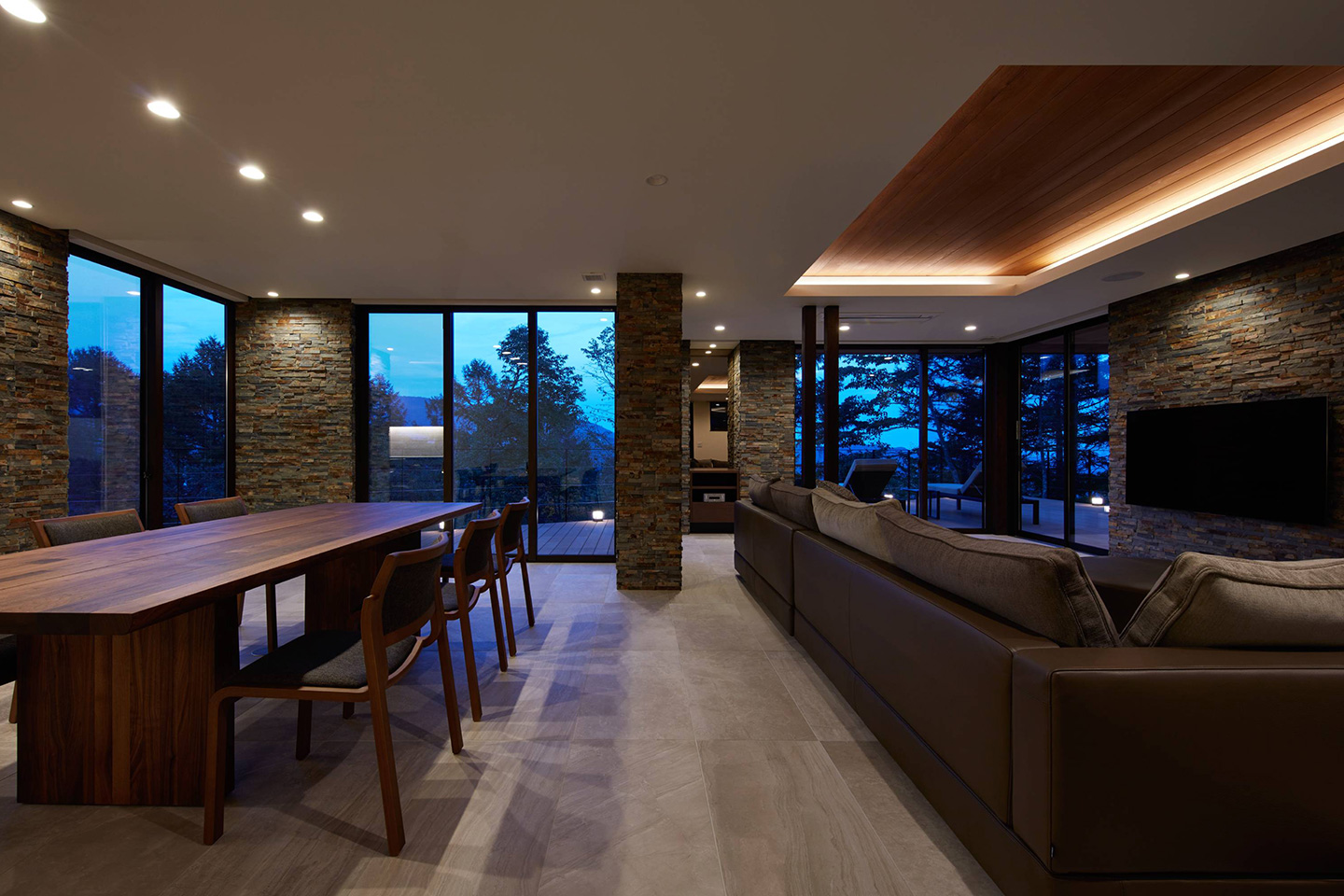 Villa In Forest 23：内装・インテリア