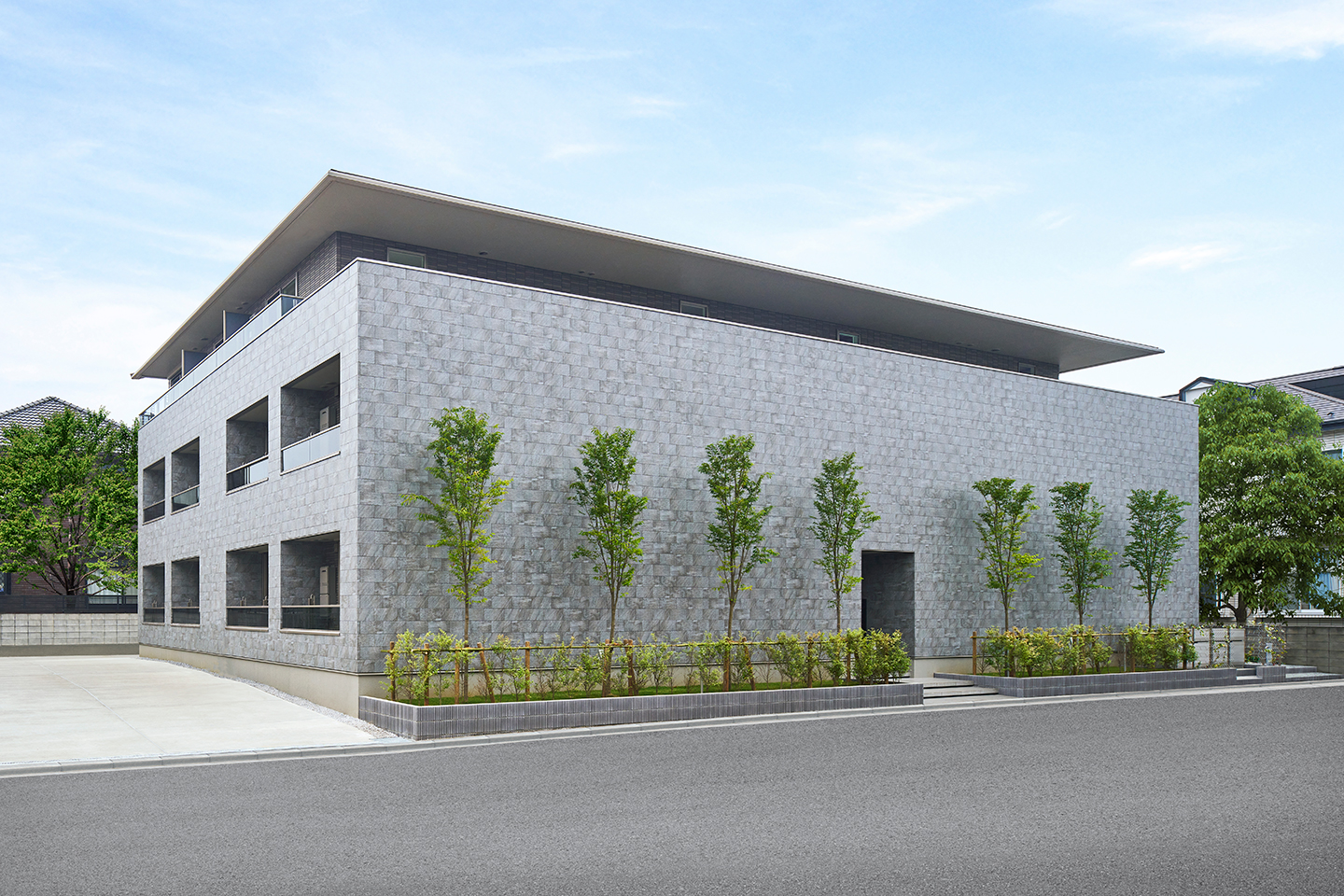 The WALL Between Them：外観